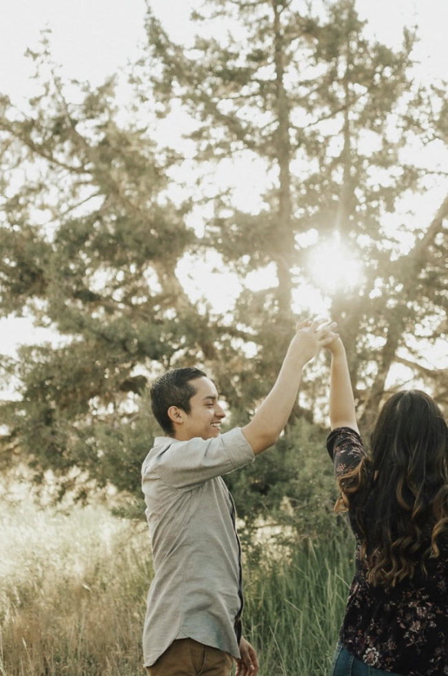 Outdoor Engagement Photos in Utah